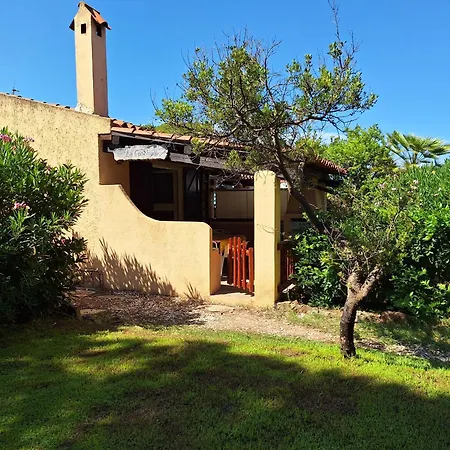 Bijoux Maison Fronte Mare Holiday home *