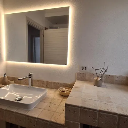 Dom wakacyjny Bijoux Maison Fronte Mare
